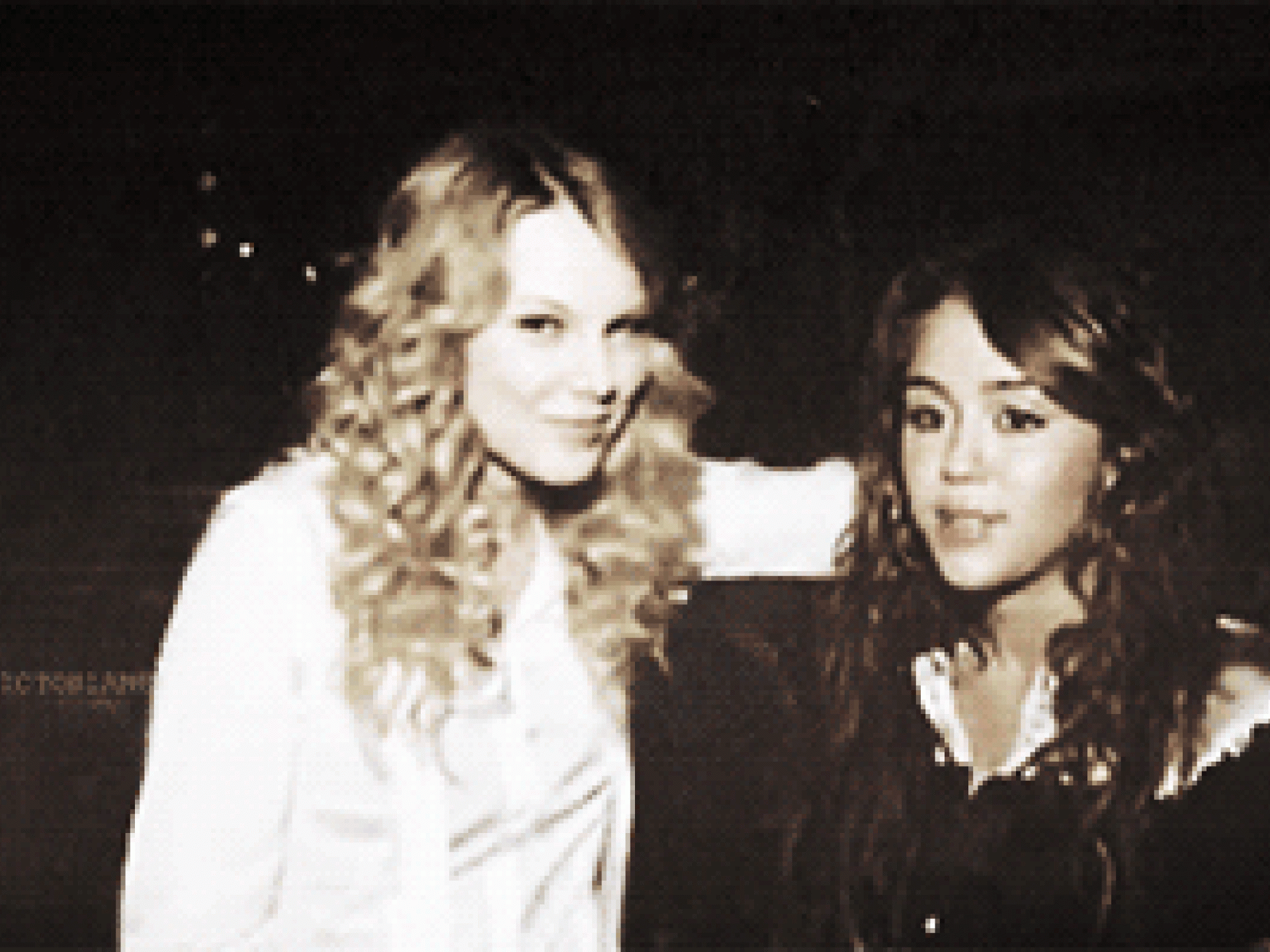 Deine beste Freundin weiß einfach, wenn du eine Umarmung brauchst.