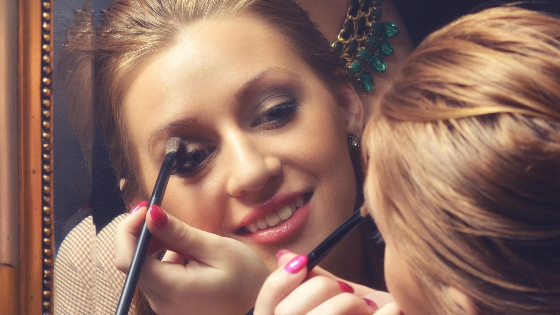 Schminken lernen: Make-up richtig schminken