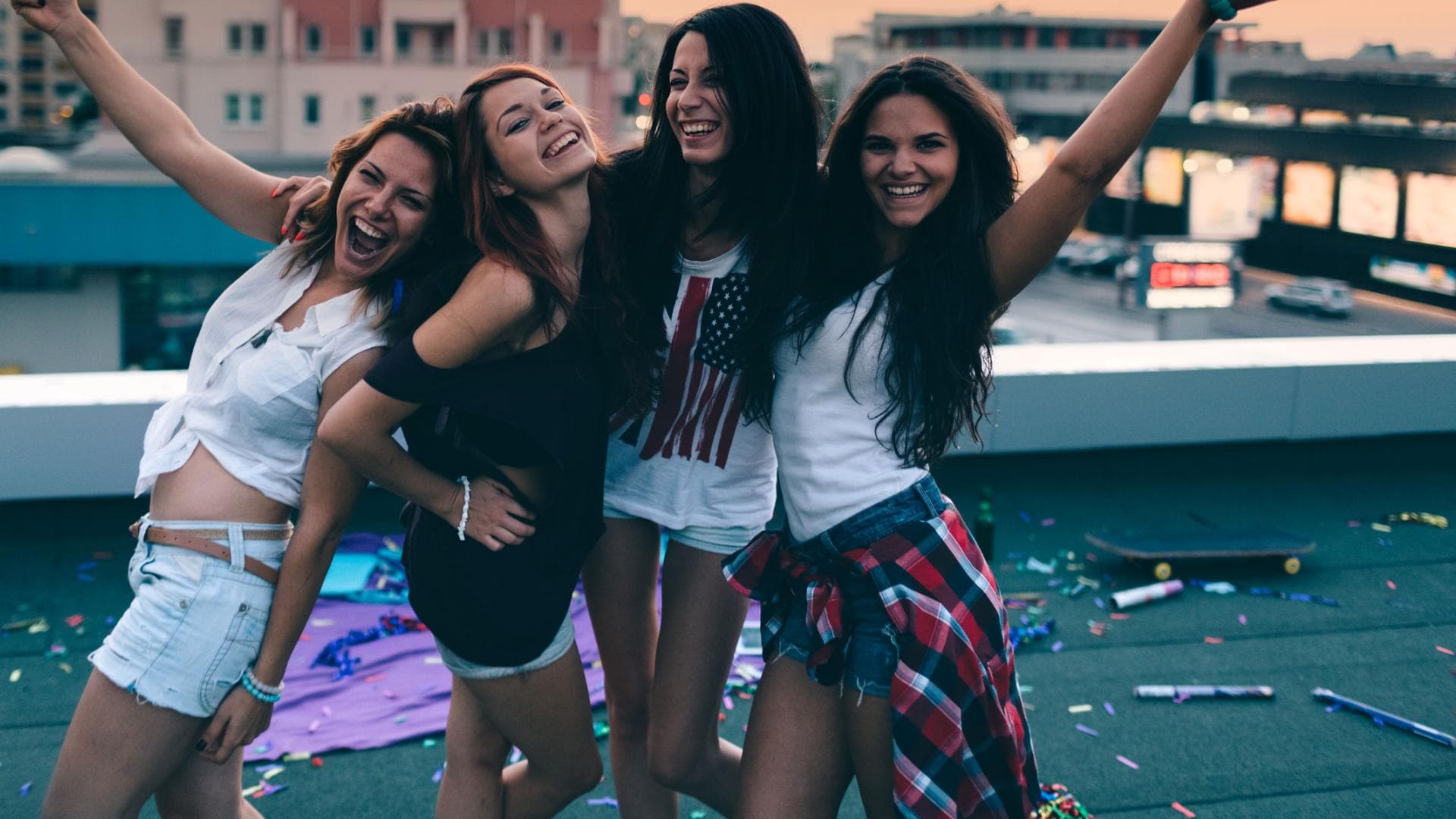 An diesen Hamburger Schulen herrscht Shorts und BauchfreiVerbot!