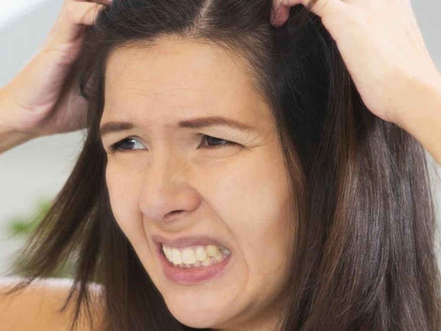 Kopfhaut Tut Weh Nach Zopf Was Tun Meine Kopfhaut juckt. Was tun?